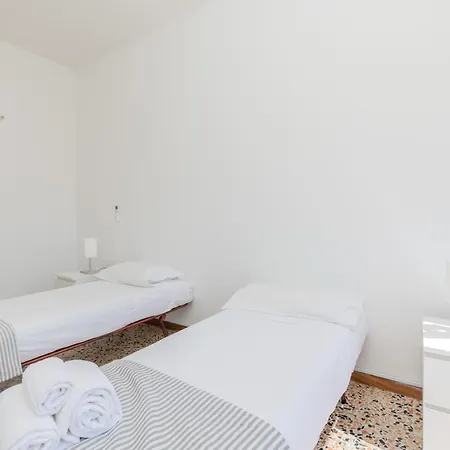 Casa San Giovanni -in Pieno Centro Storico- * Olbia