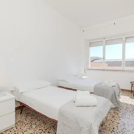 Apartment Casa San Giovanni -in Pieno Centro Storico- Olbia
