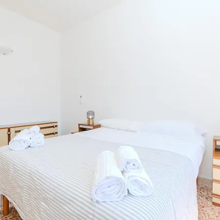 Apartment Casa San Giovanni -in Pieno Centro Storico- Olbia